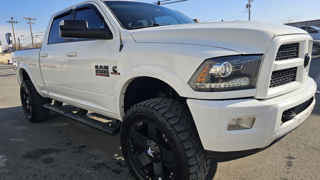 2017 RAM 2500 Image 3