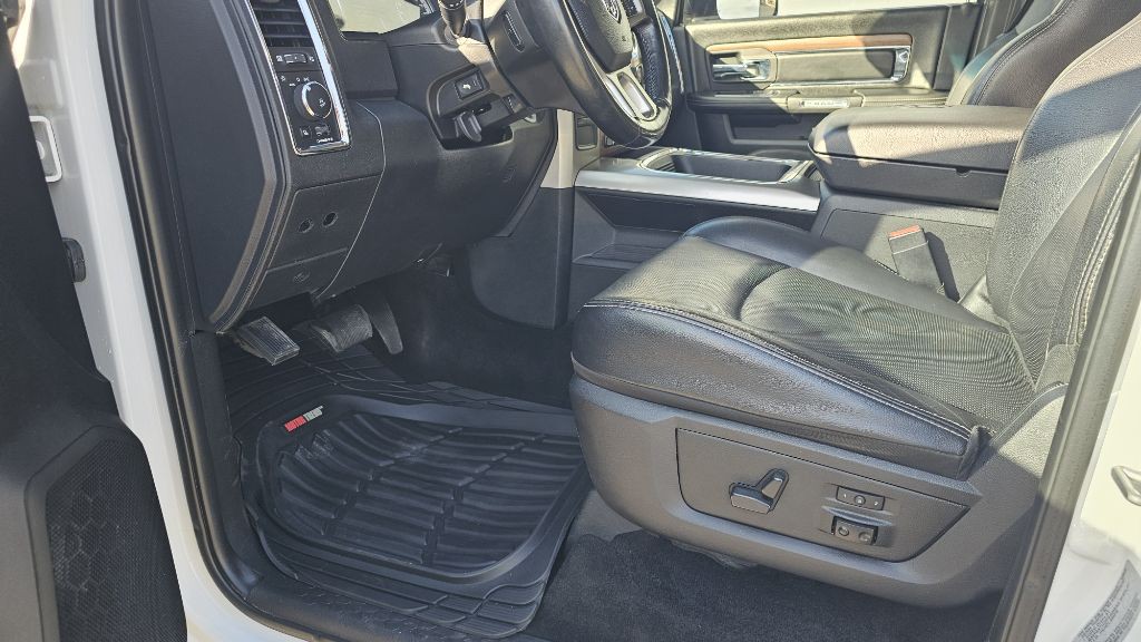 2017 RAM 2500 Image 13