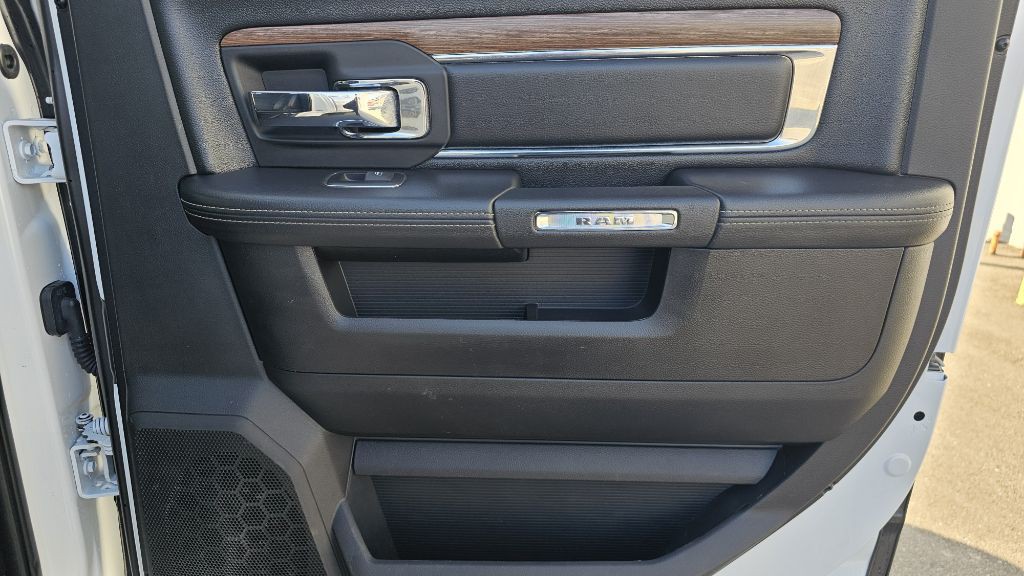 2017 RAM 2500 Image 43