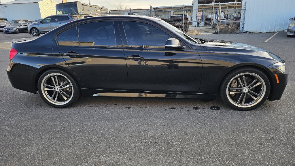 2016 BMW 3 Series Image 4