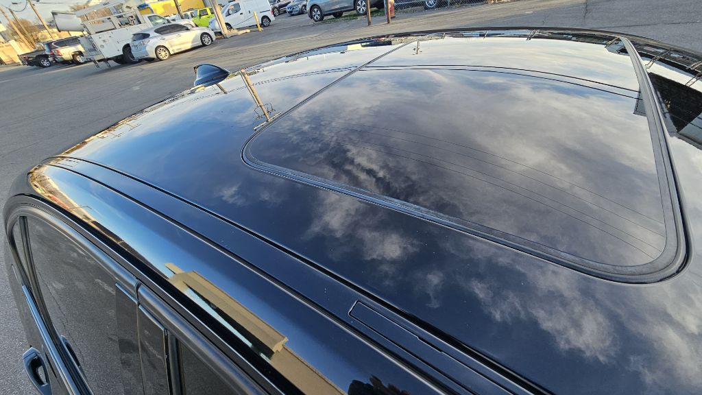 2016 BMW 3 Series Image 9