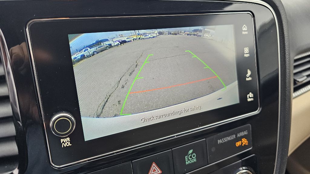 2017 Mitsubishi Outlander Image 21