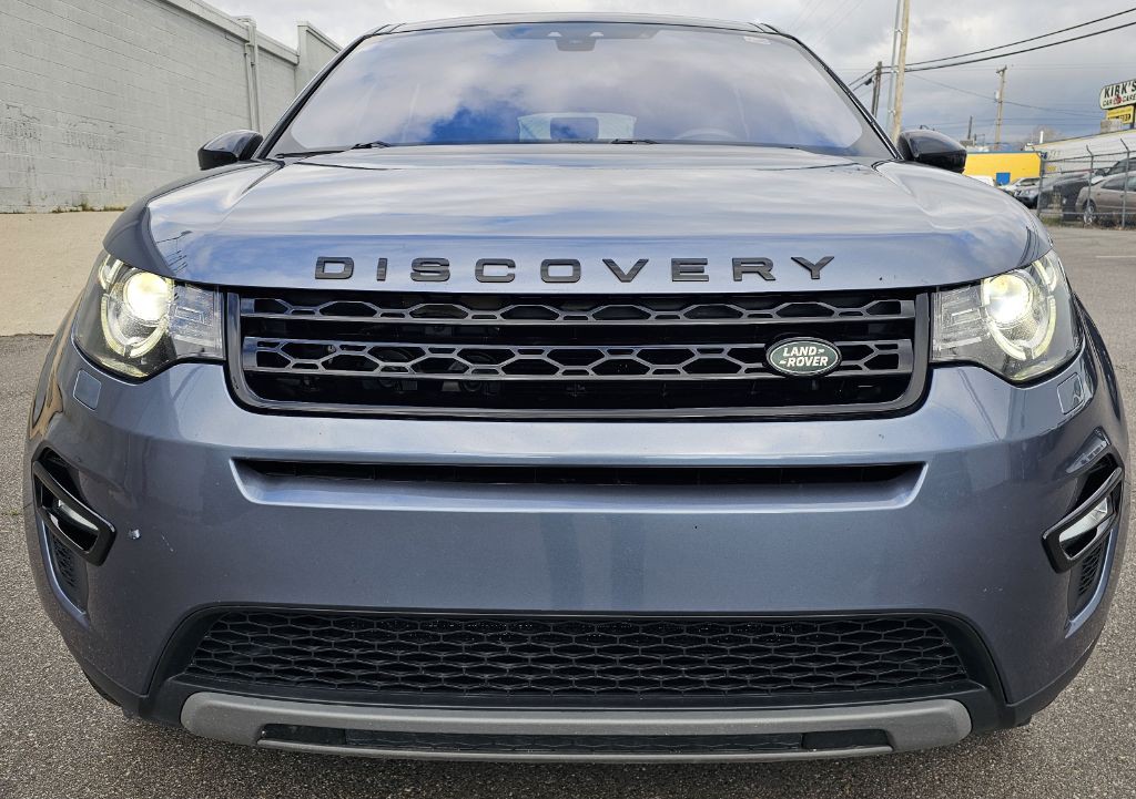 2018 Land Rover Discovery Sport Image 2