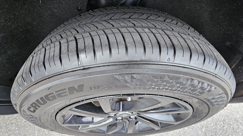 2018 Land Rover Discovery Sport Image 9