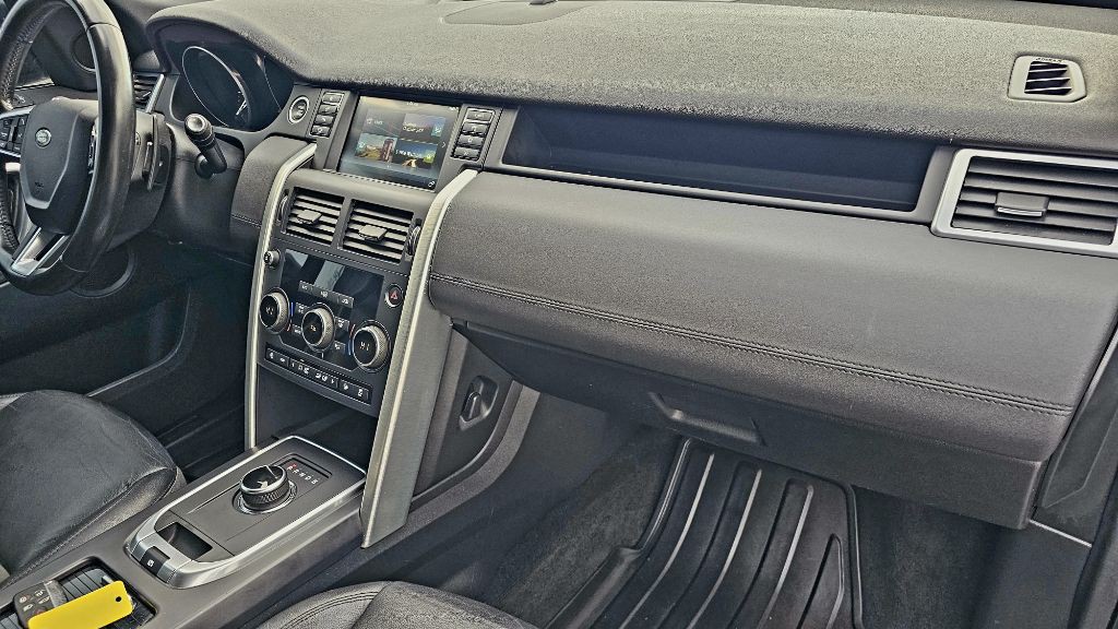 2018 Land Rover Discovery Sport Image 34