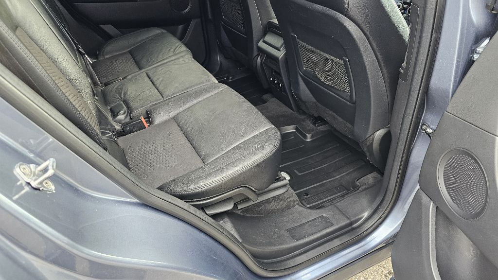 2018 Land Rover Discovery Sport Image 37