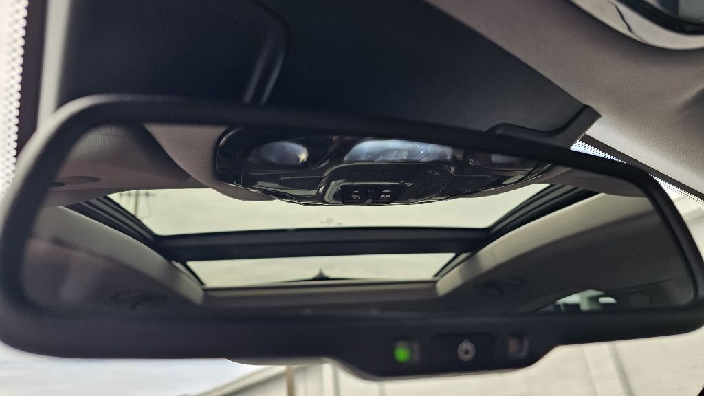 2019 Alfa Romeo Stelvio Image 24