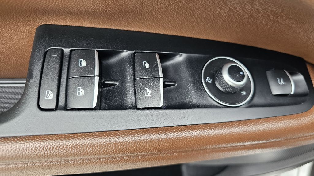 2019 Alfa Romeo Stelvio Image 27