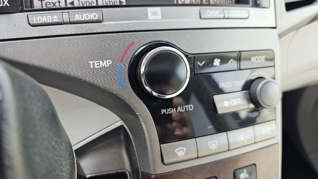 2009 Toyota Venza Image 26