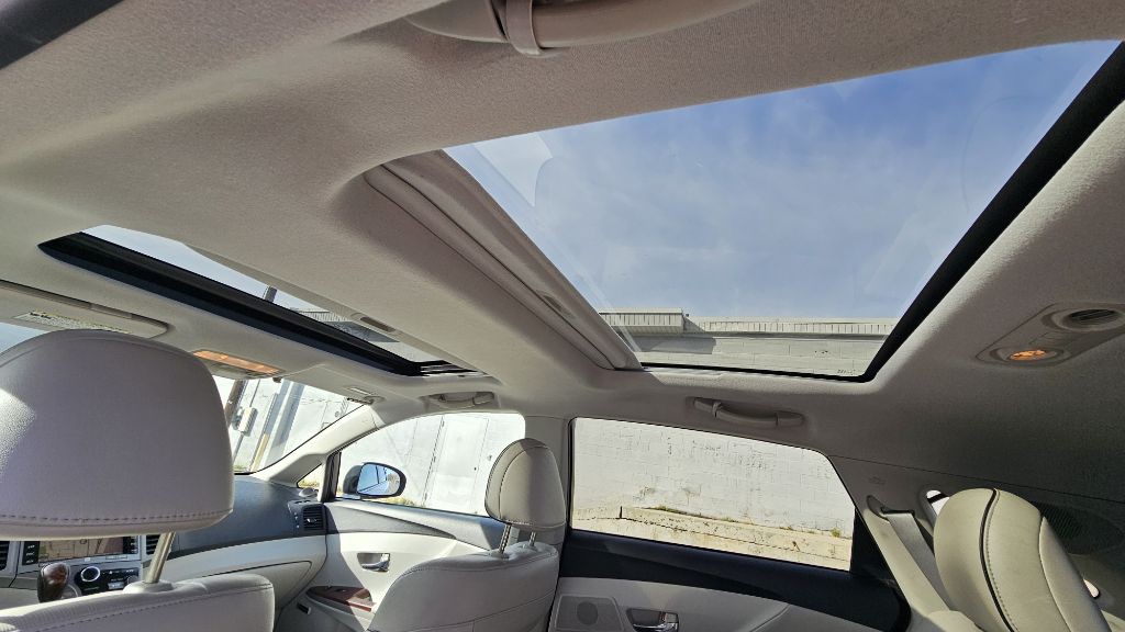 2009 Toyota Venza Image 35