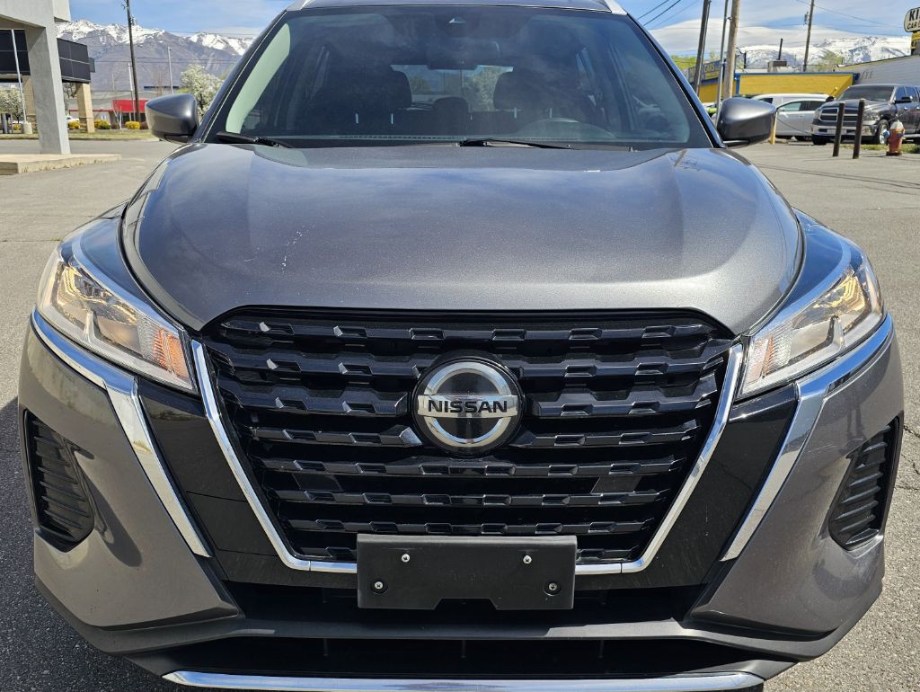 2021 Nissan Kicks Image 2