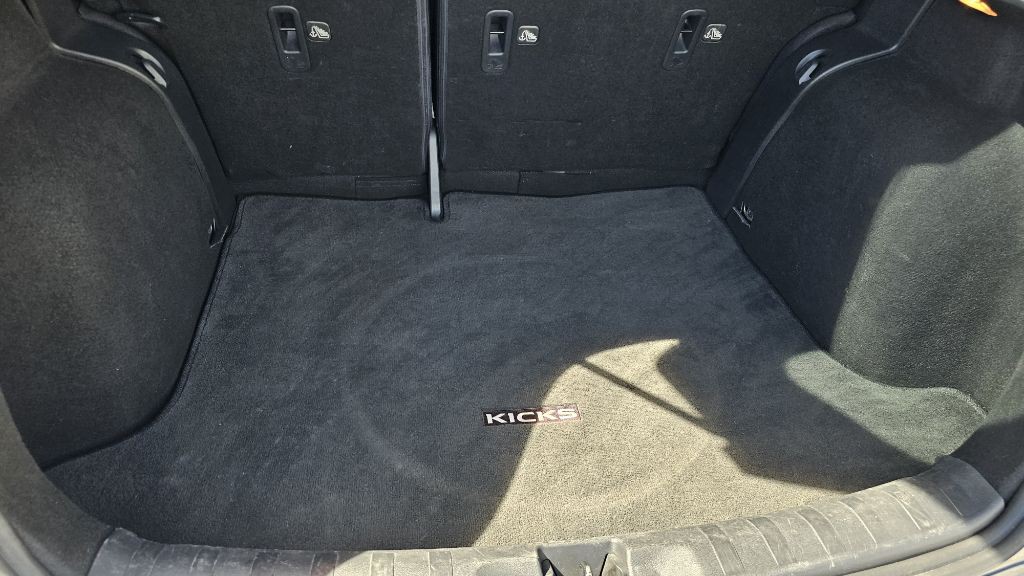 2021 Nissan Kicks Image 11