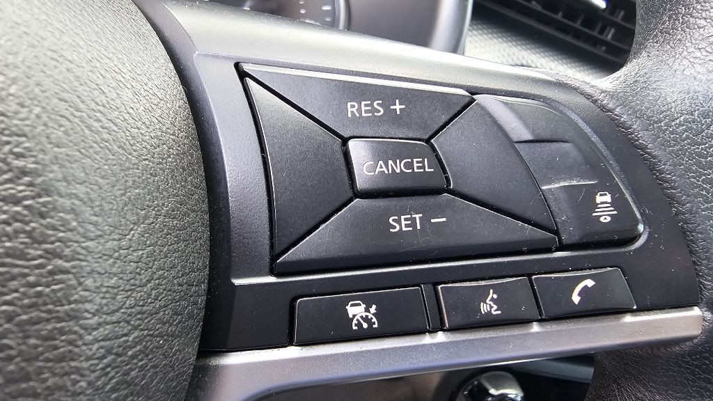 2021 Nissan Kicks Image 18