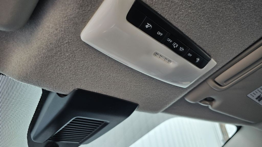 2021 Nissan Kicks Image 24