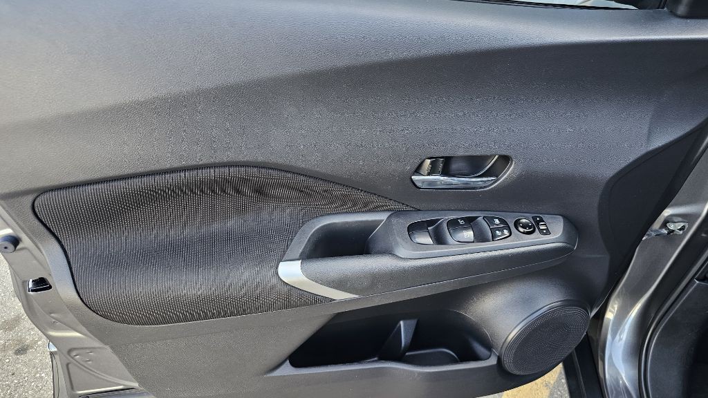 2021 Nissan Kicks Image 25