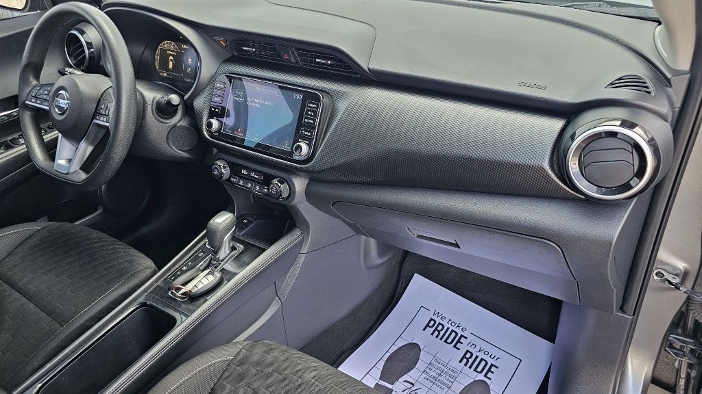 2021 Nissan Kicks Image 32