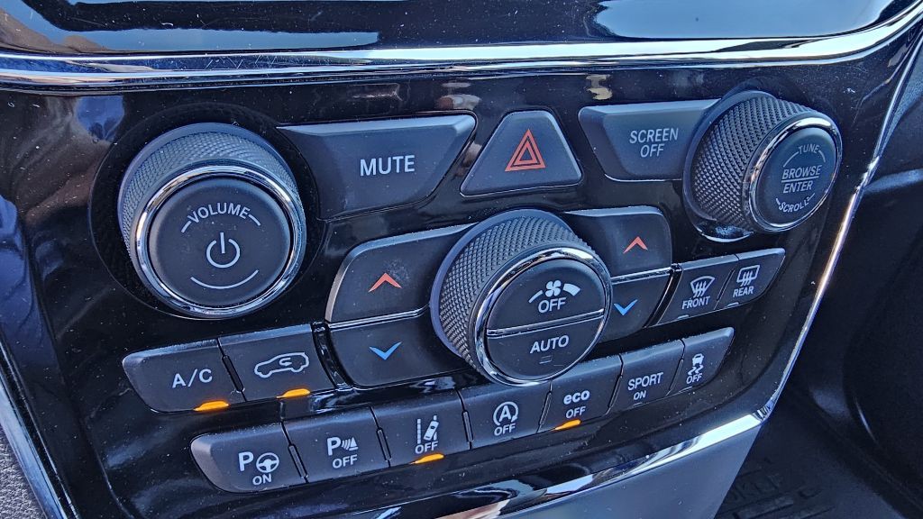 2019 Jeep Grand Cherokee Image 25