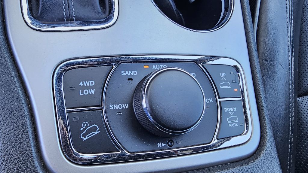 2019 Jeep Grand Cherokee Image 28