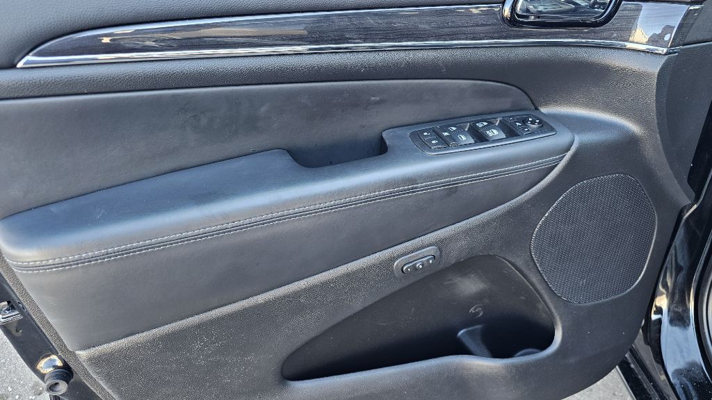 2019 Jeep Grand Cherokee Image 34