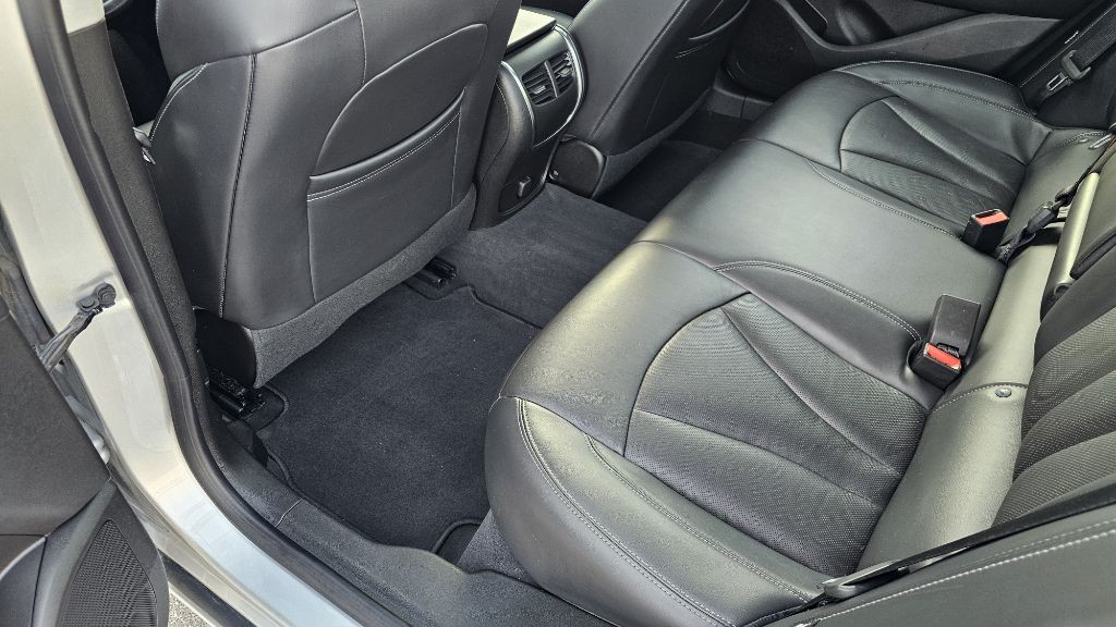 2017 Buick Lacrosse Image 35