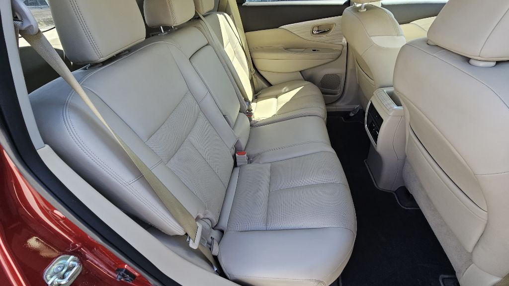 2017 Nissan Murano Image 38