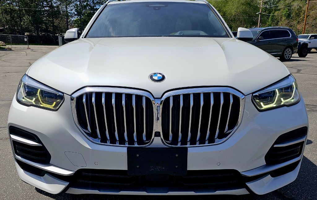 2022 BMW X5 Image 2