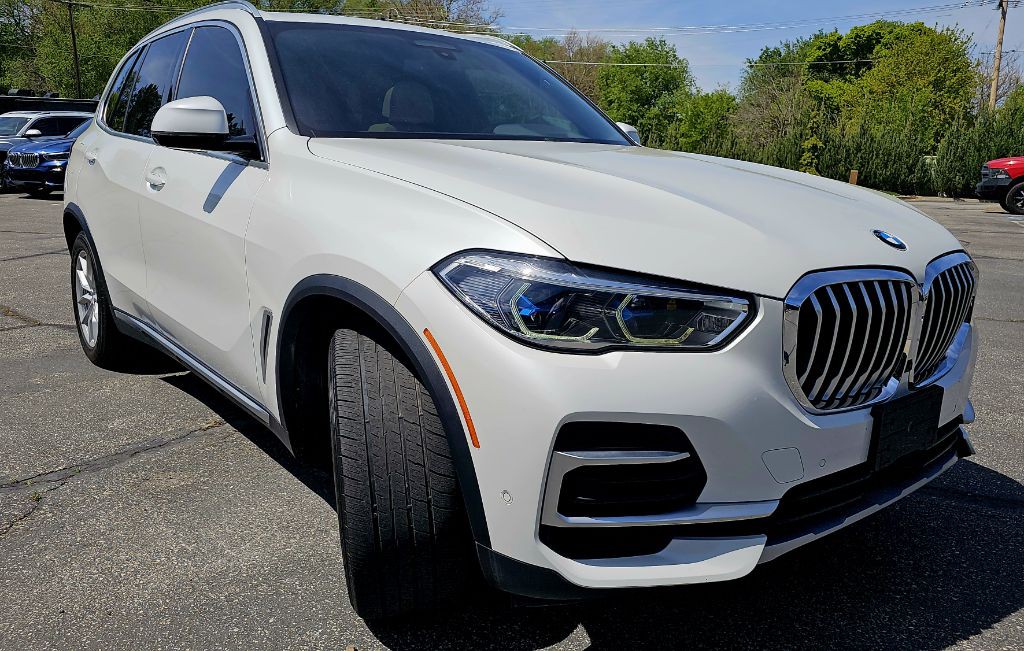 2022 BMW X5 Image 3