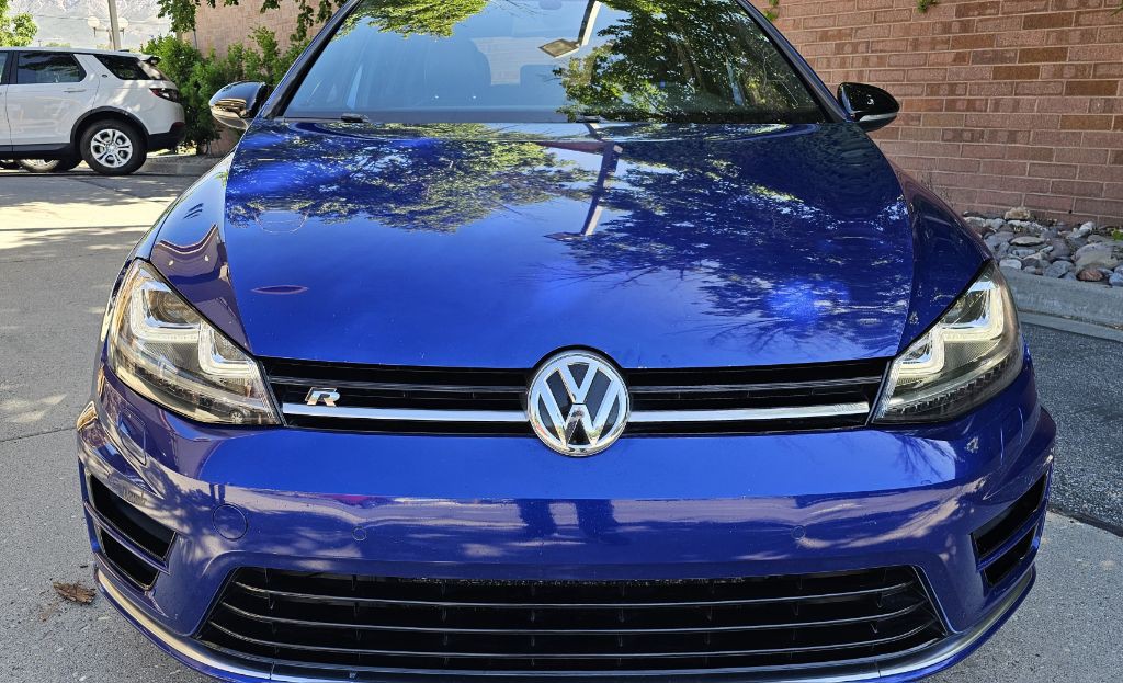 2015 Volkswagen Golf Image 2