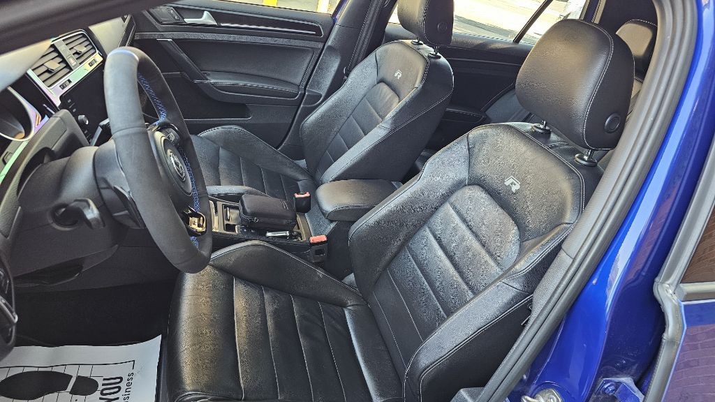 2015 Volkswagen Golf Image 10