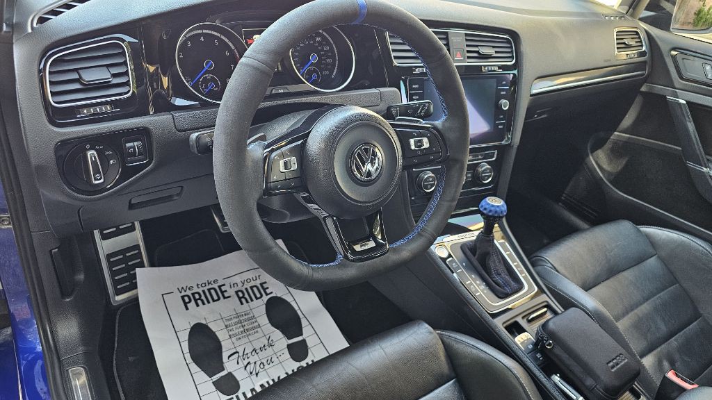 2015 Volkswagen Golf Image 12