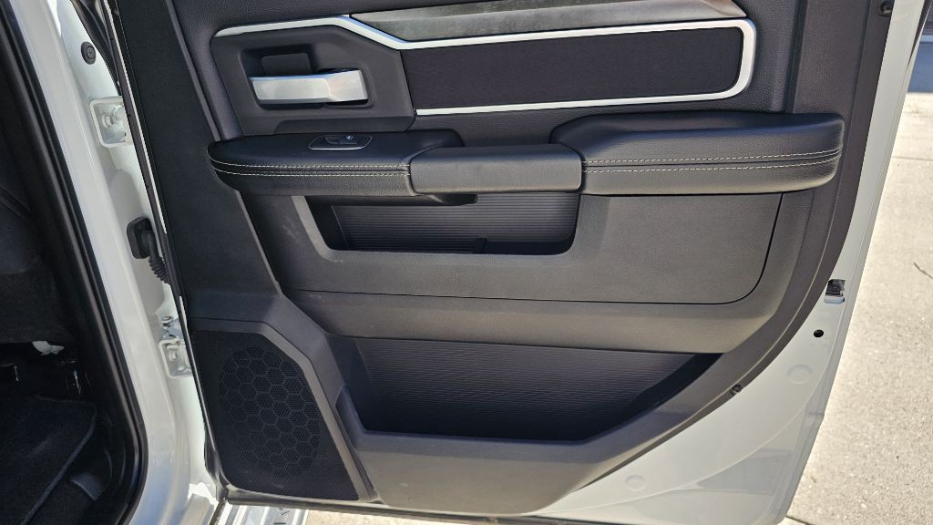 2024 RAM 2500 Image 64