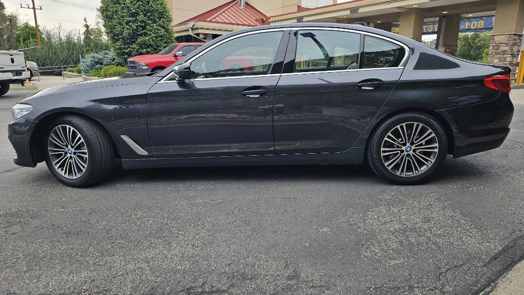 2019 BMW 5 Series Image 8