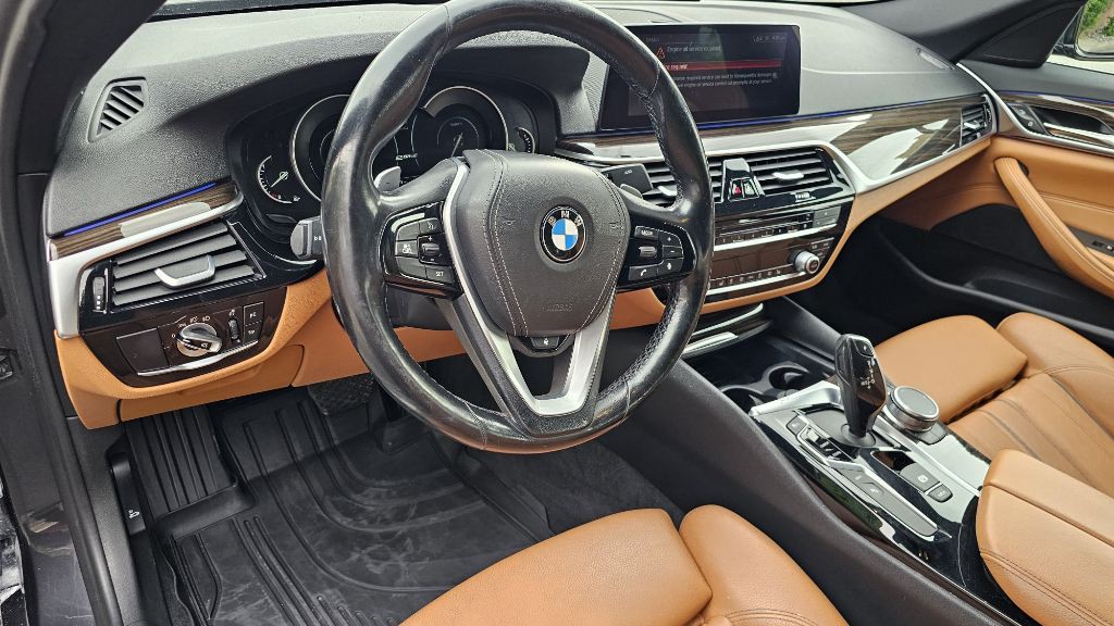 2019 BMW 5 Series Image 15