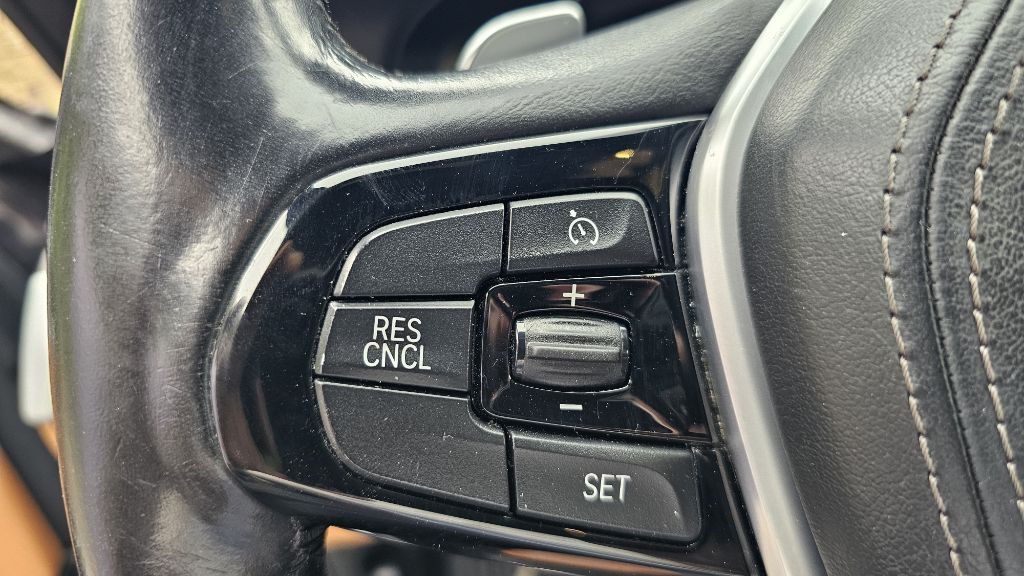 2019 BMW 5 Series Image 16