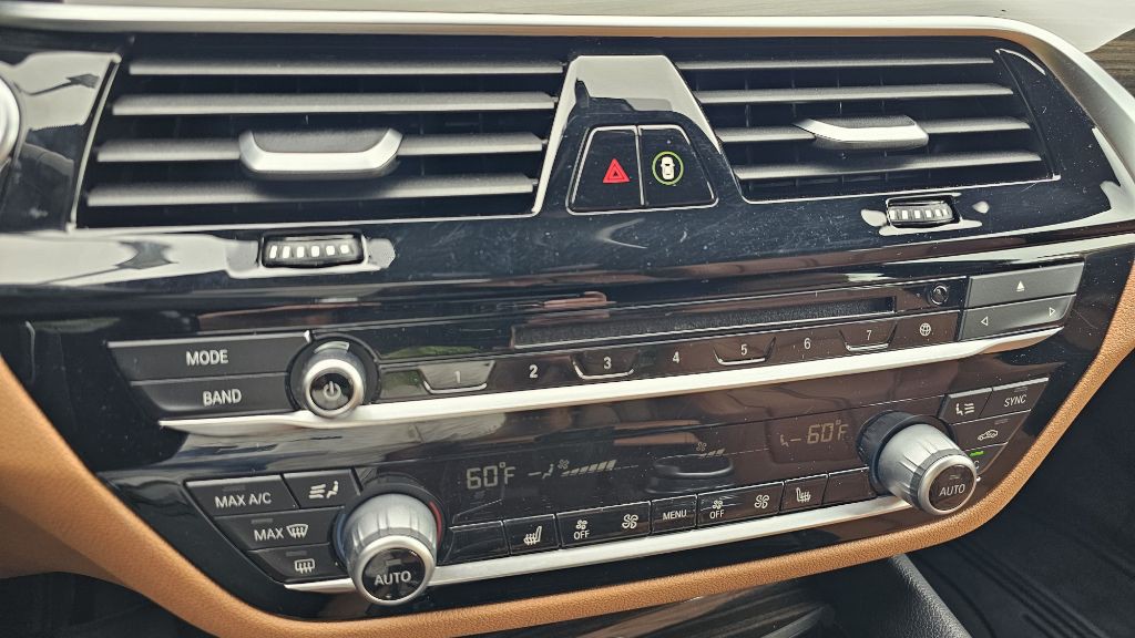 2019 BMW 5 Series Image 20