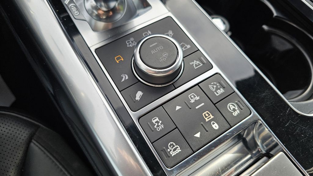 2017 Land Rover Range Rover Sport Image 23