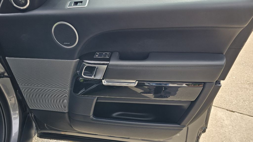 2017 Land Rover Range Rover Sport Image 46
