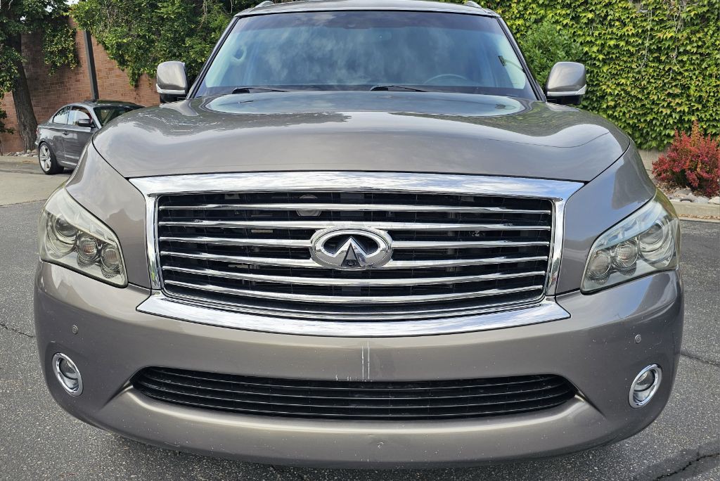 2013 INFINITI QX56 Image 2