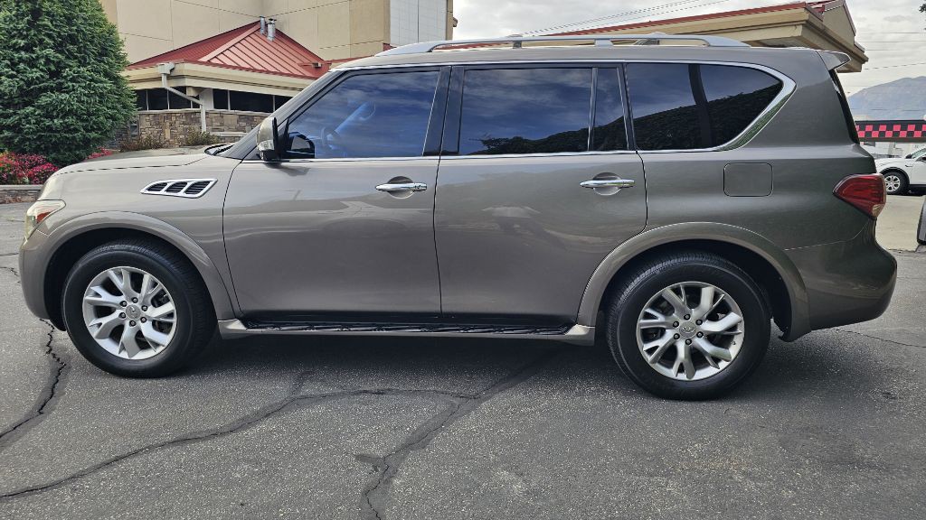 2013 INFINITI QX56 Image 8