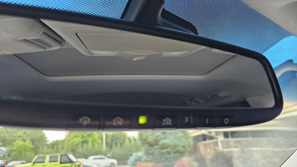 2013 INFINITI QX56 Image 28
