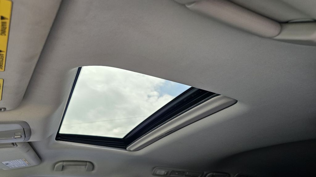 2013 INFINITI QX56 Image 30