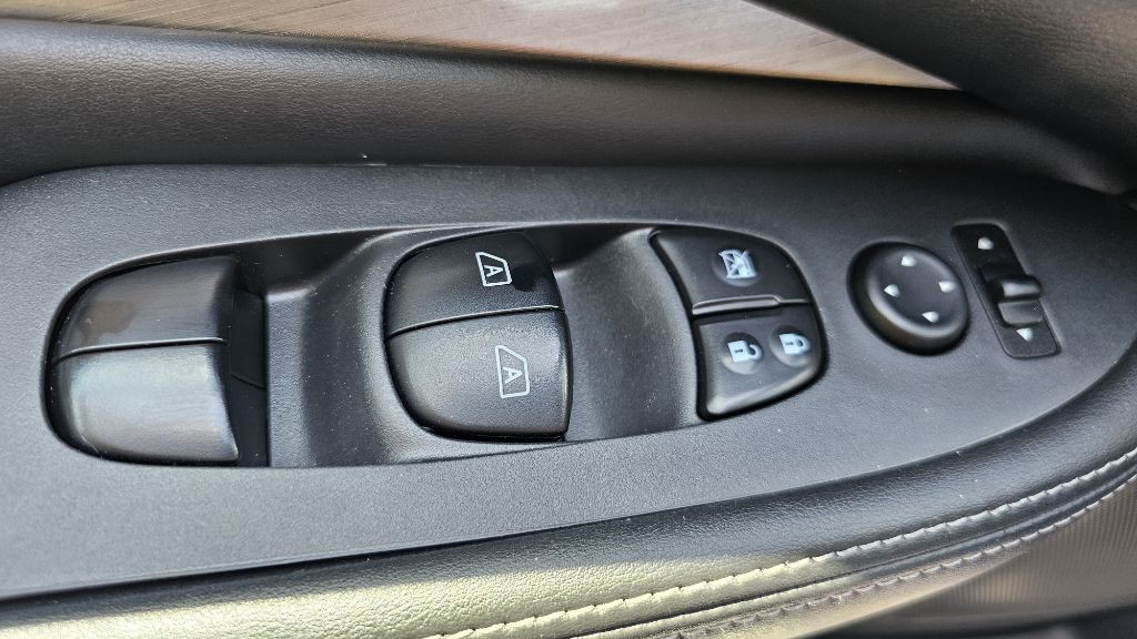 2018 Nissan Murano Image 18