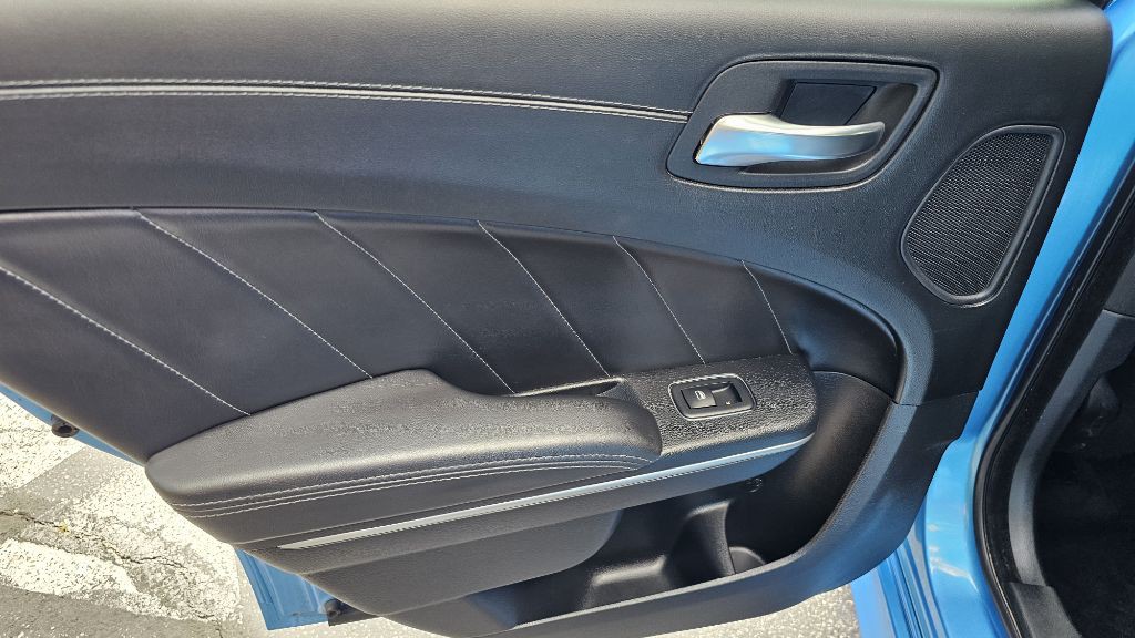 2019 Dodge Charger Image 20