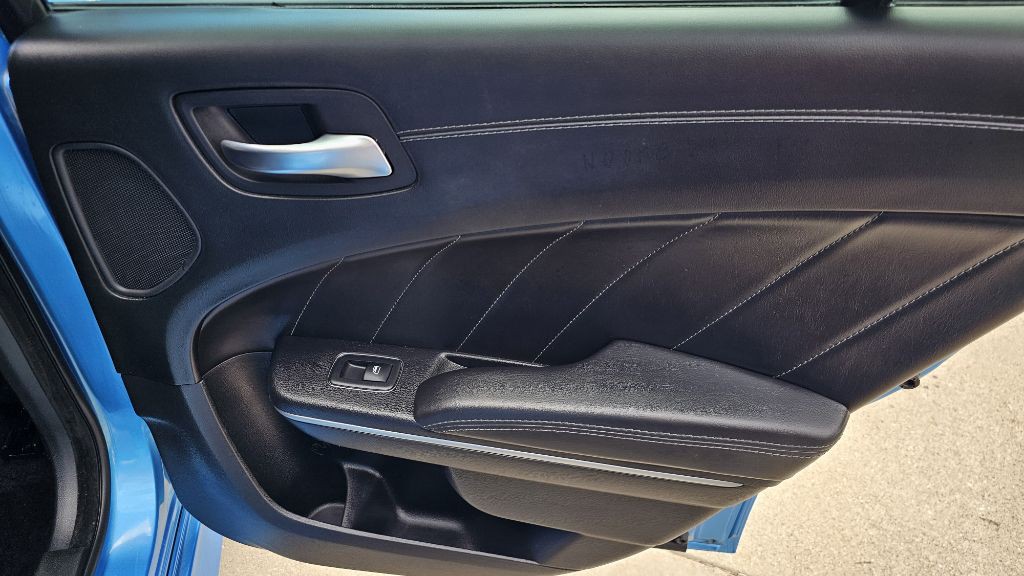 2019 Dodge Charger Image 28