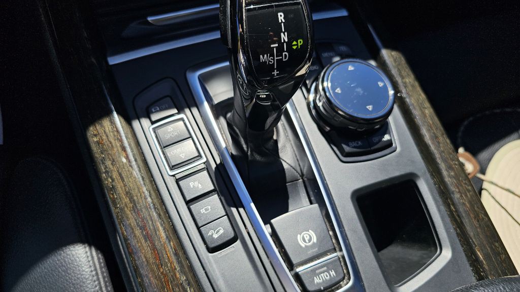 2015 BMW X5 Image 28