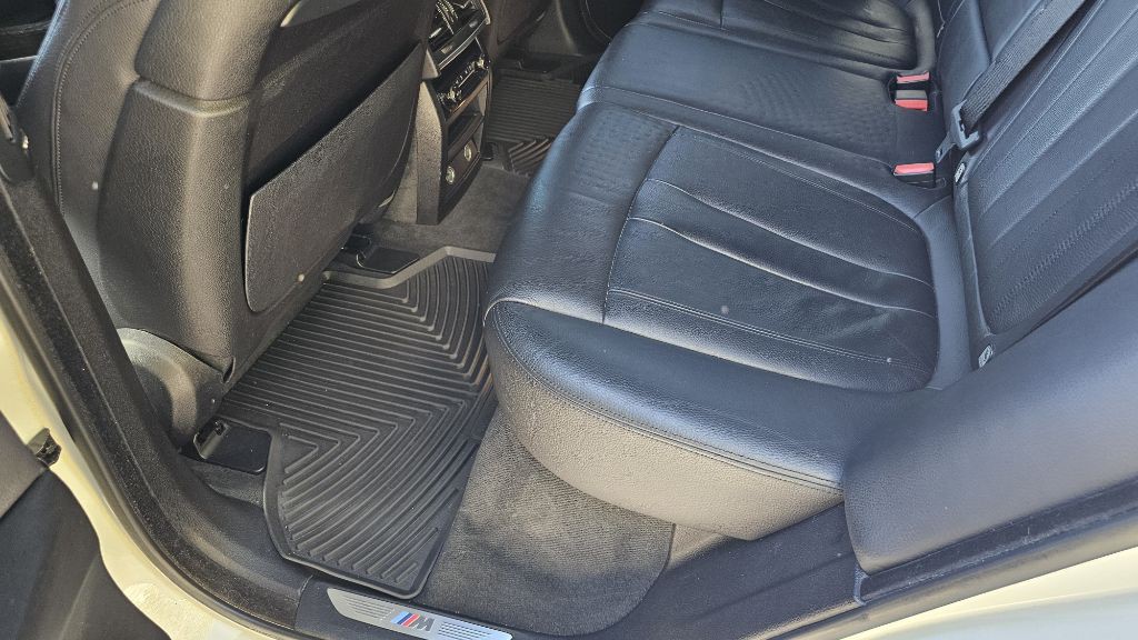 2015 BMW X5 Image 35