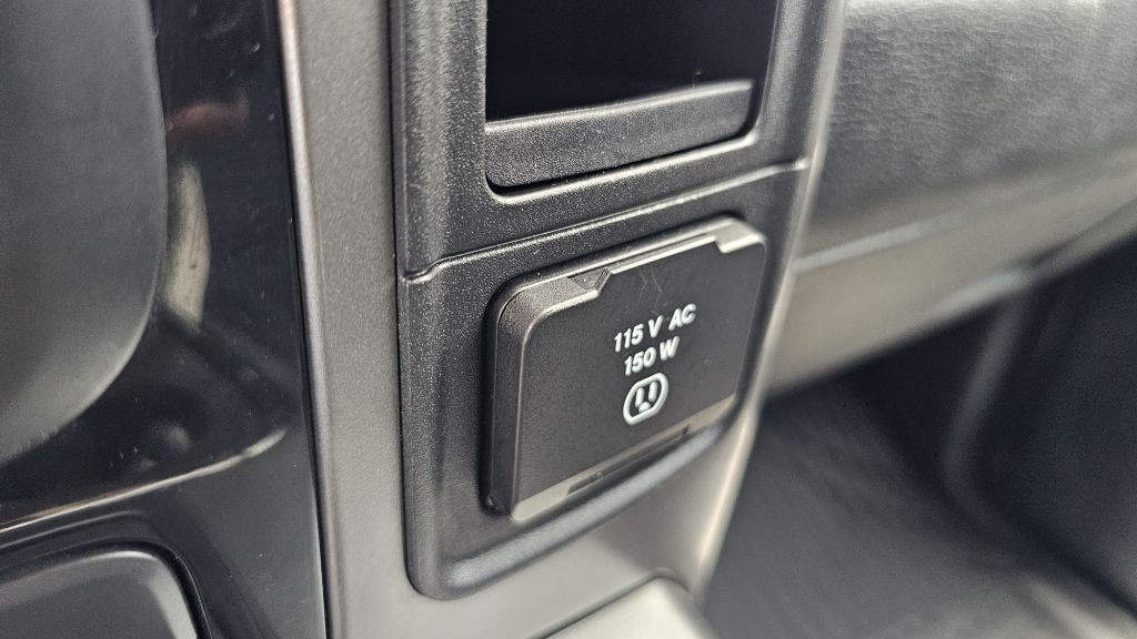 2018 RAM 1500 Image 27