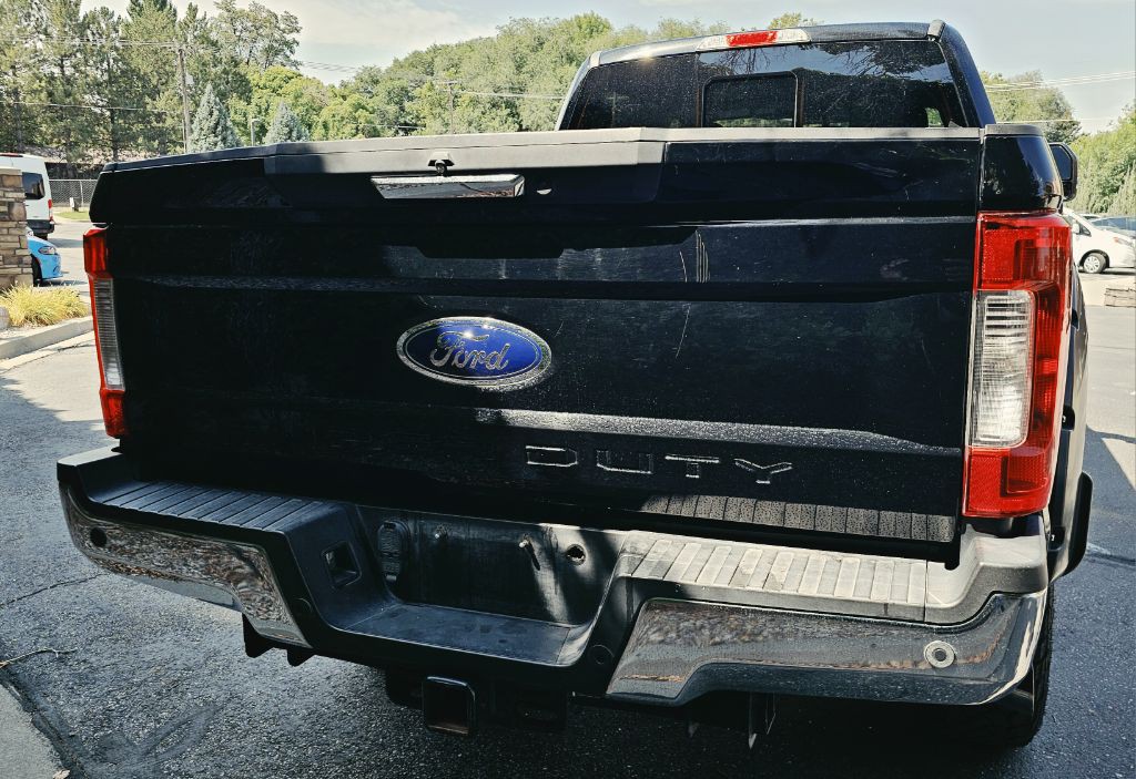 2017 Ford F-350 Image 6