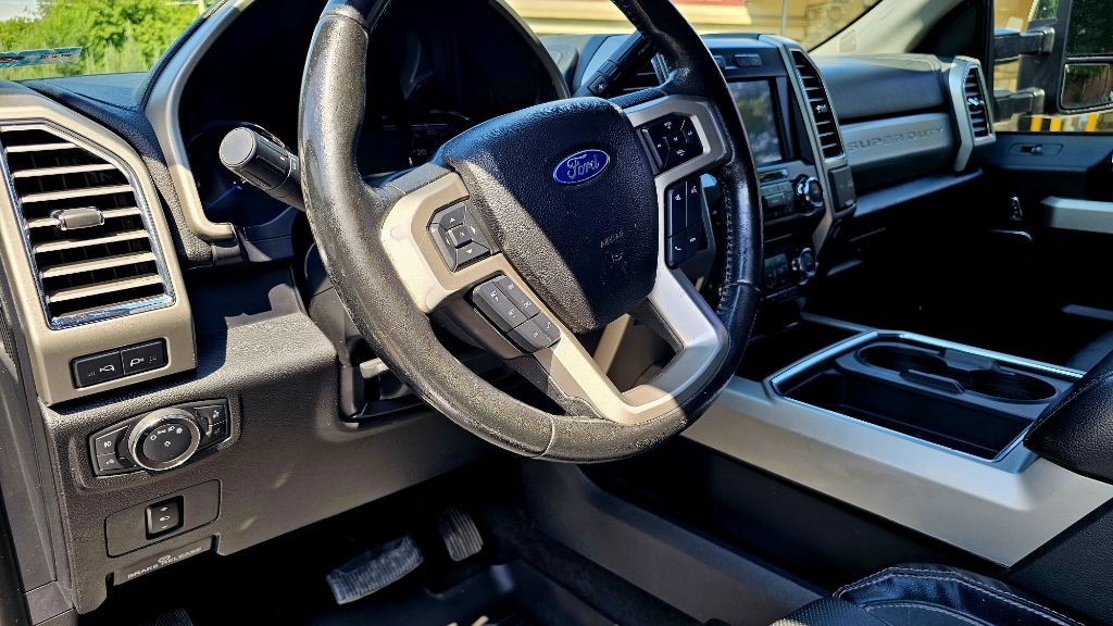 2017 Ford F-350 Image 17