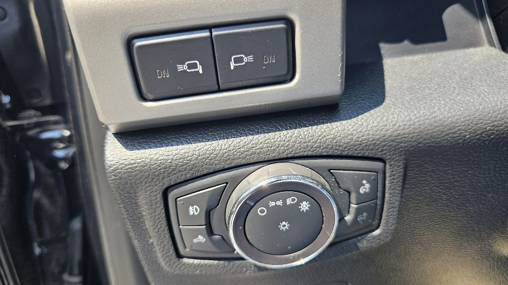 2017 Ford F-350 Image 29